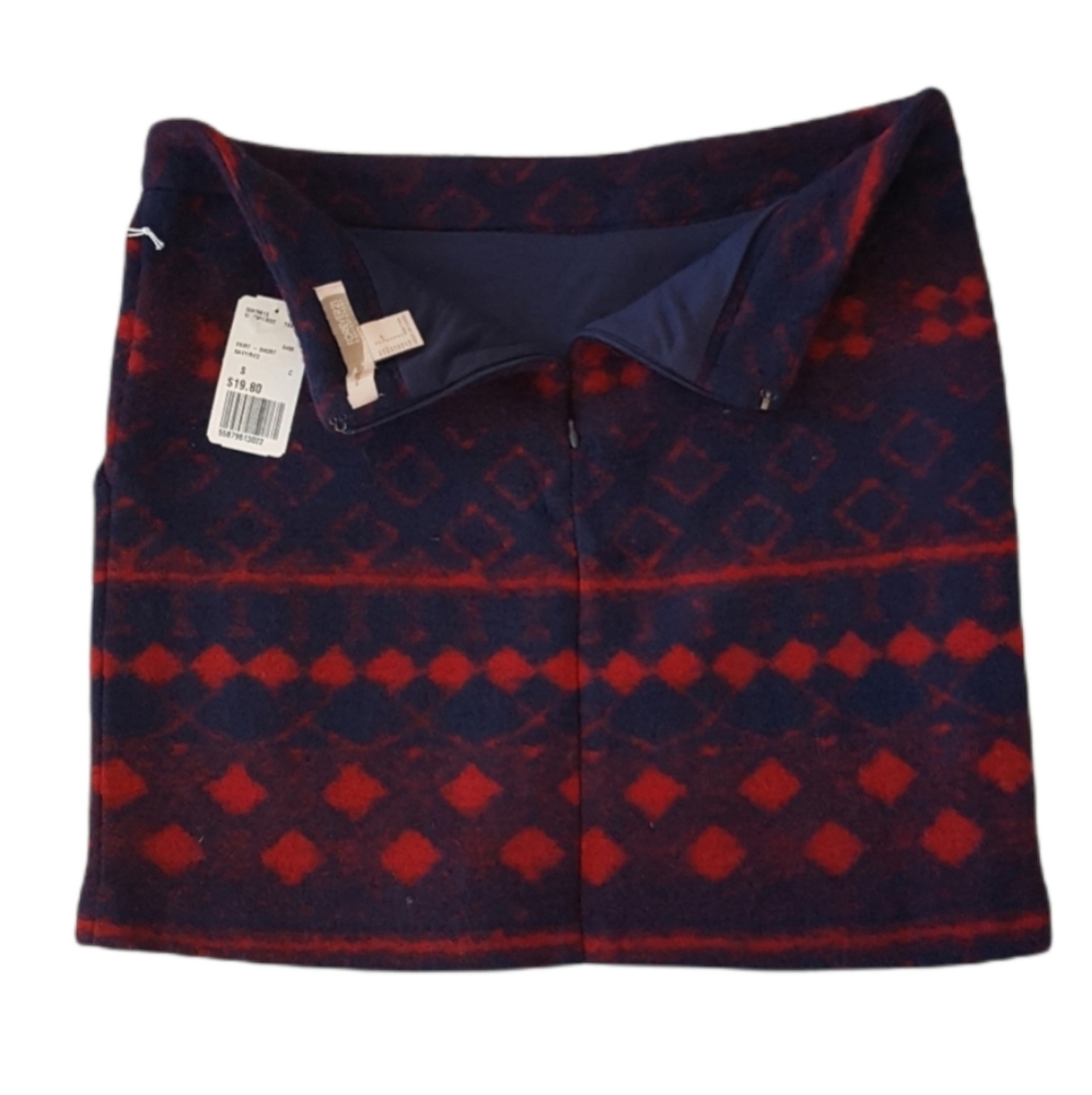 FOREVER 21 Mini Skirt Navy and Red Warm